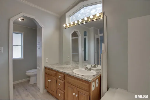 $38,000 | 1512 Dewees Avenue, Quincy, IL 62305