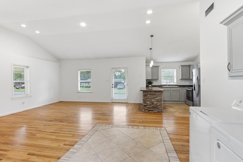 4906 Verne Road Memphis, TN 38117 - Photo 14 of 31