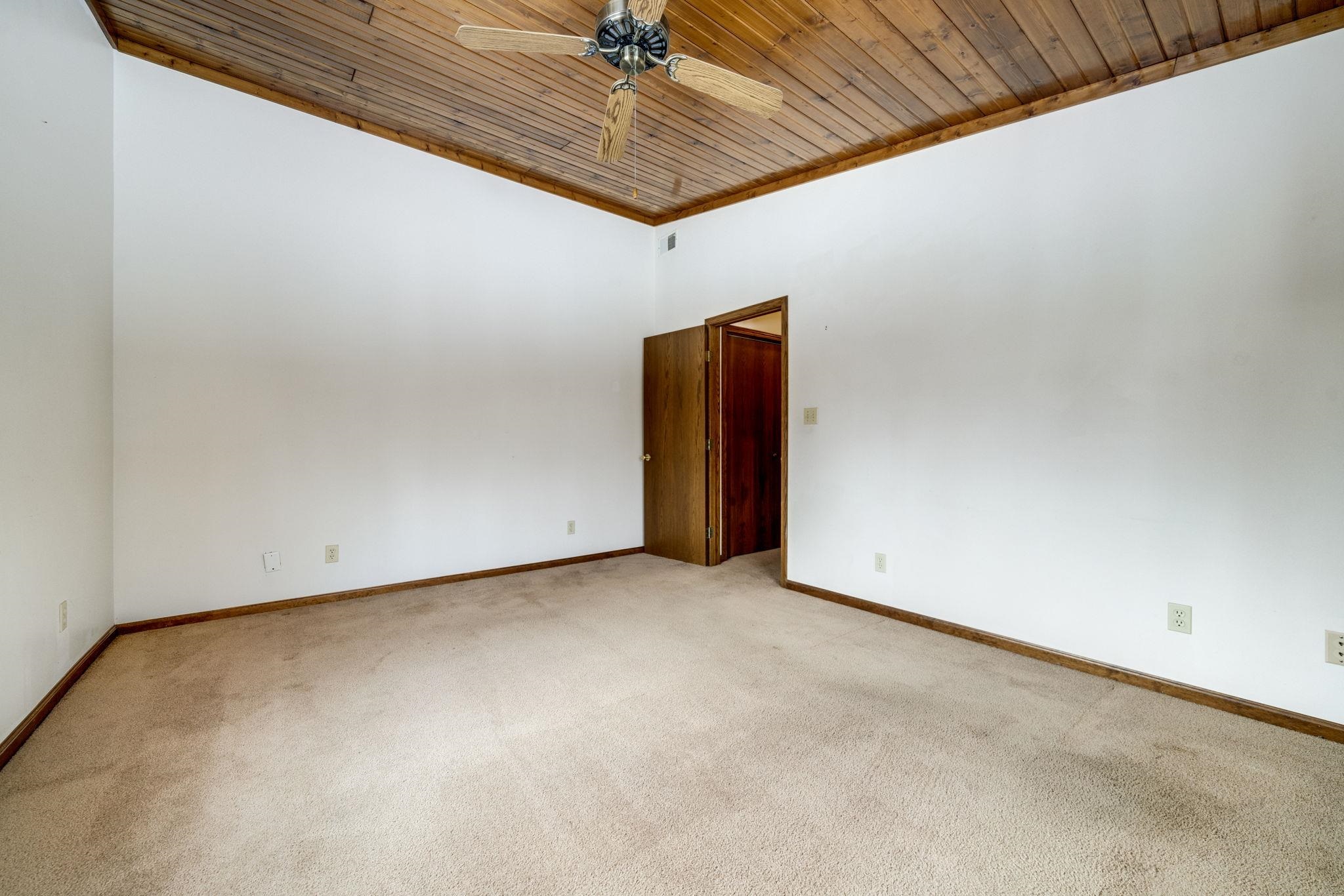 1203 West Mud Creek Road Oregon, IL 61061 - Photo 25 of 67 a view of an empty room