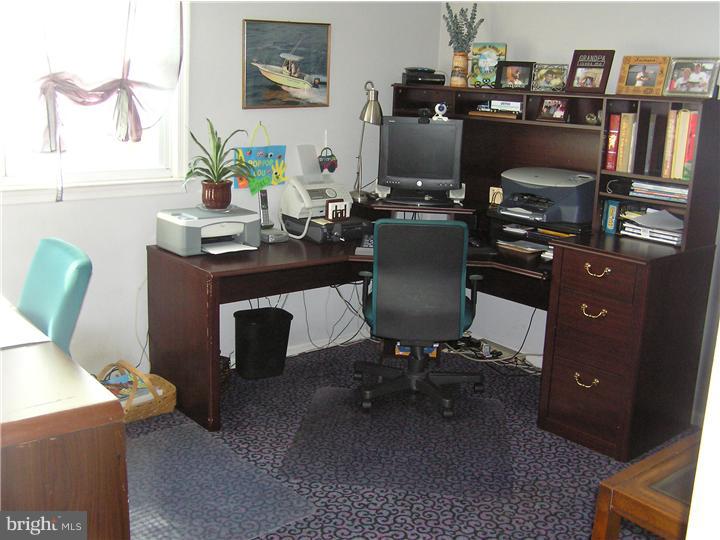 44 Ranoldo Terrace Cherry Hill, NJ 08034 - Photo 11 of 17 Gallery Image 11