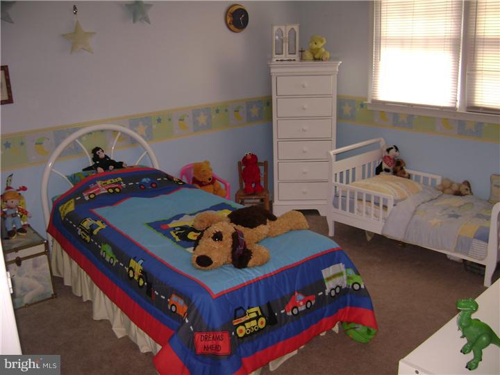 44 Ranoldo Terrace Cherry Hill, NJ 08034 - Photo 12 of 17 Gallery Image 12