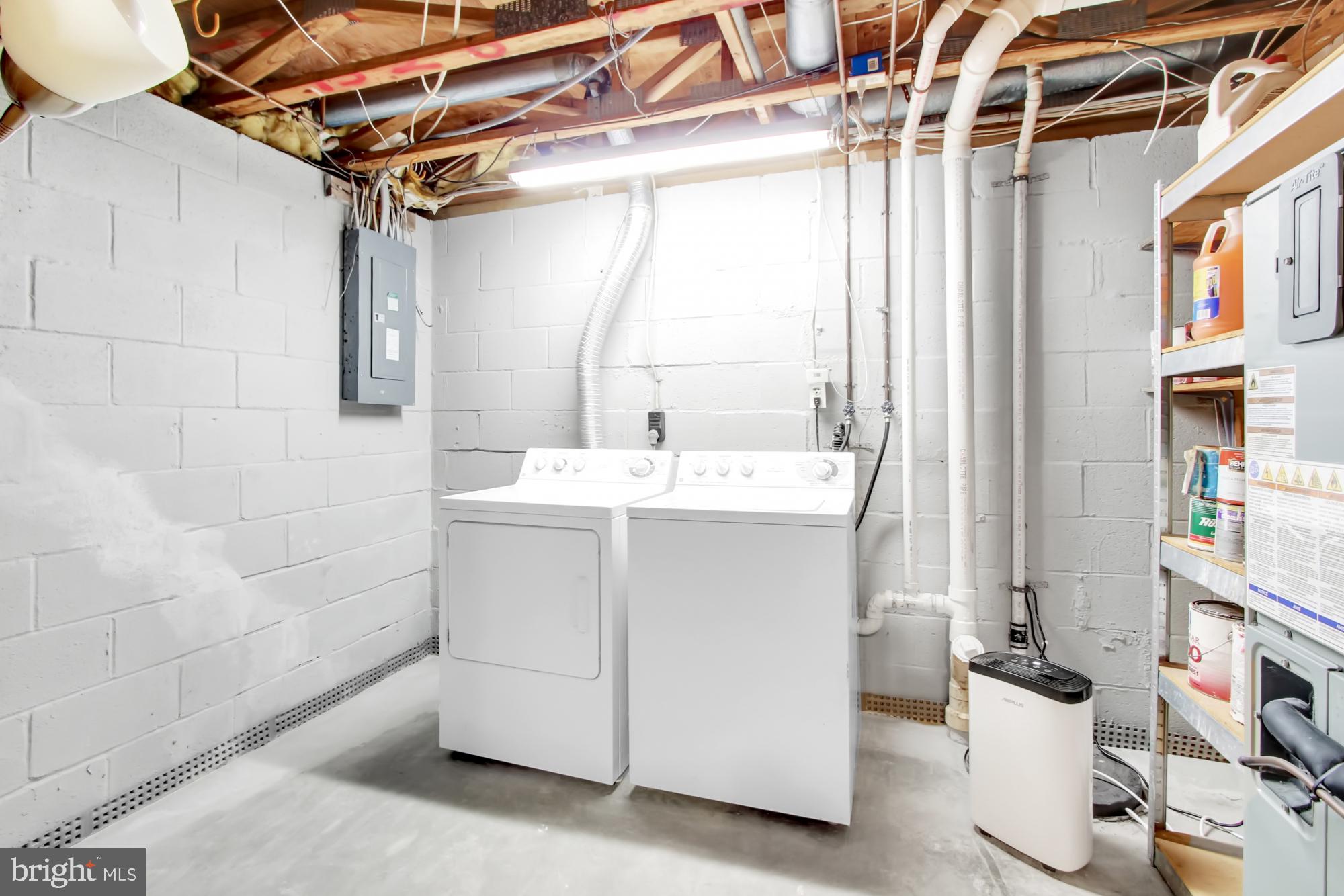 33 Greenleaf Road Baltimore, MD 21234 - Photo 22 of 29 Utility Room