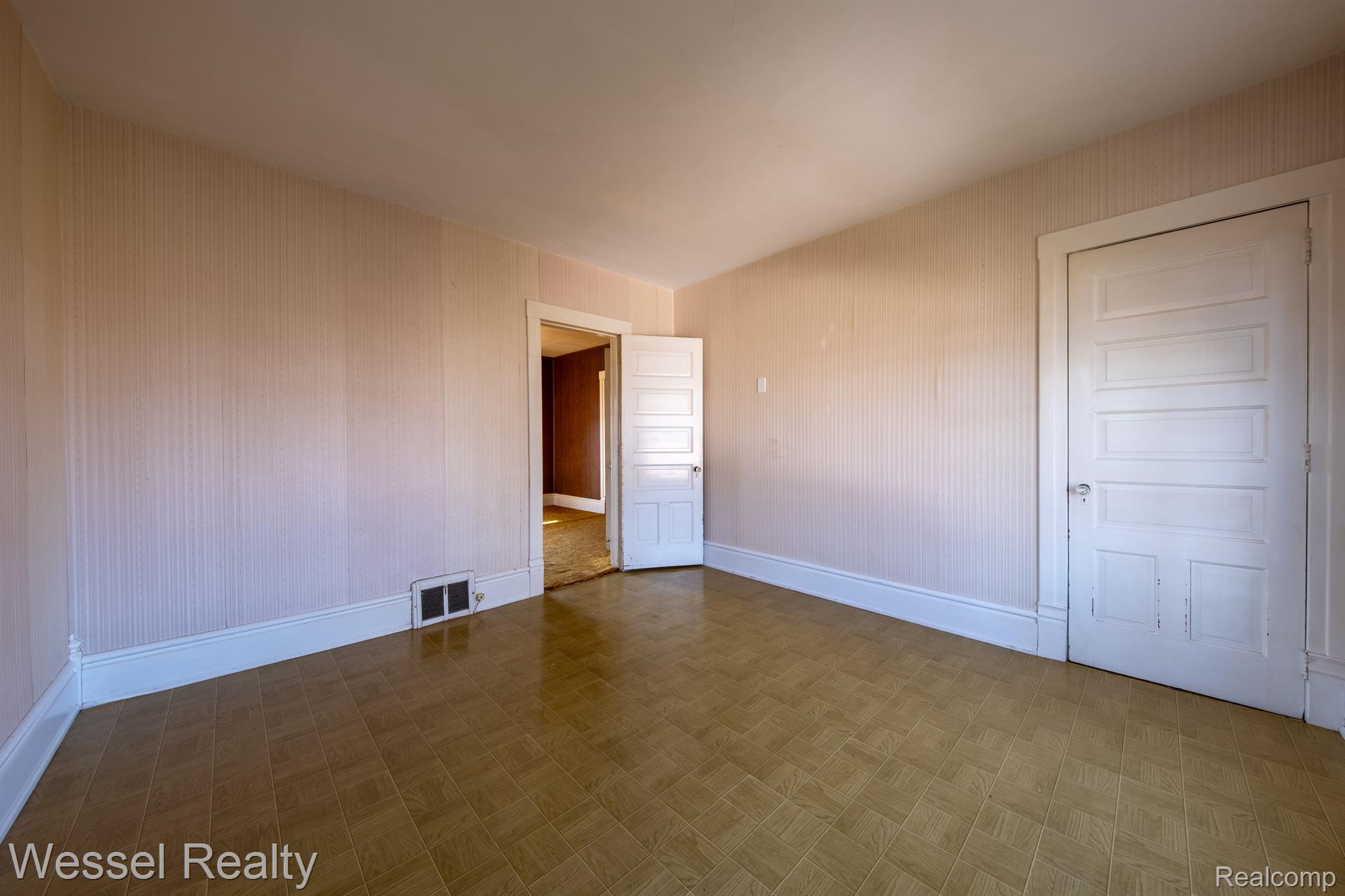 72121 McFadden Road Armada, MI 48005 - Photo 17 of 47 Gallery Image 17