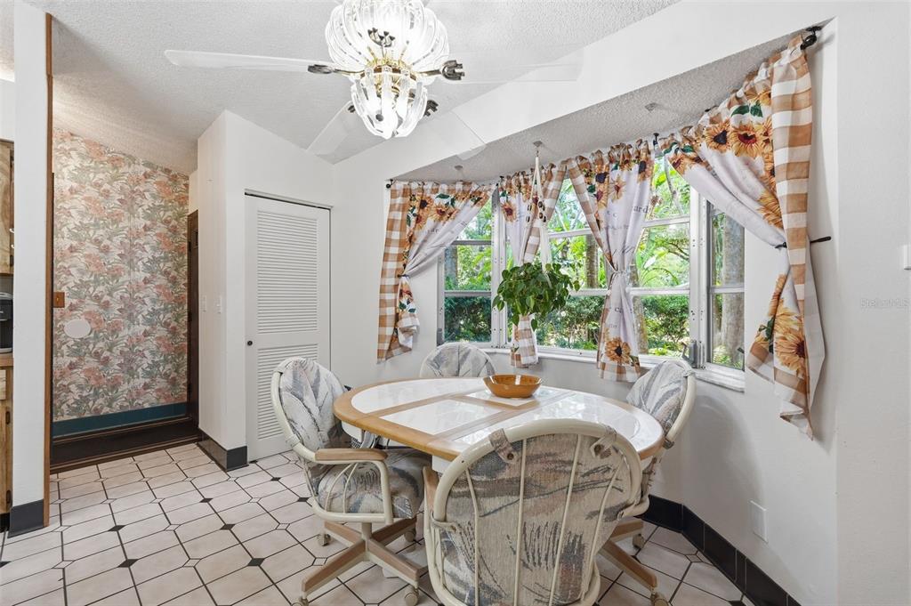 1785 Albemarle Road Clearwater, FL 33764 - Photo 11 of 30