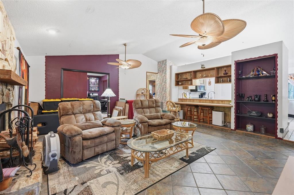 1785 Albemarle Road Clearwater, FL 33764 - Photo 4 of 30