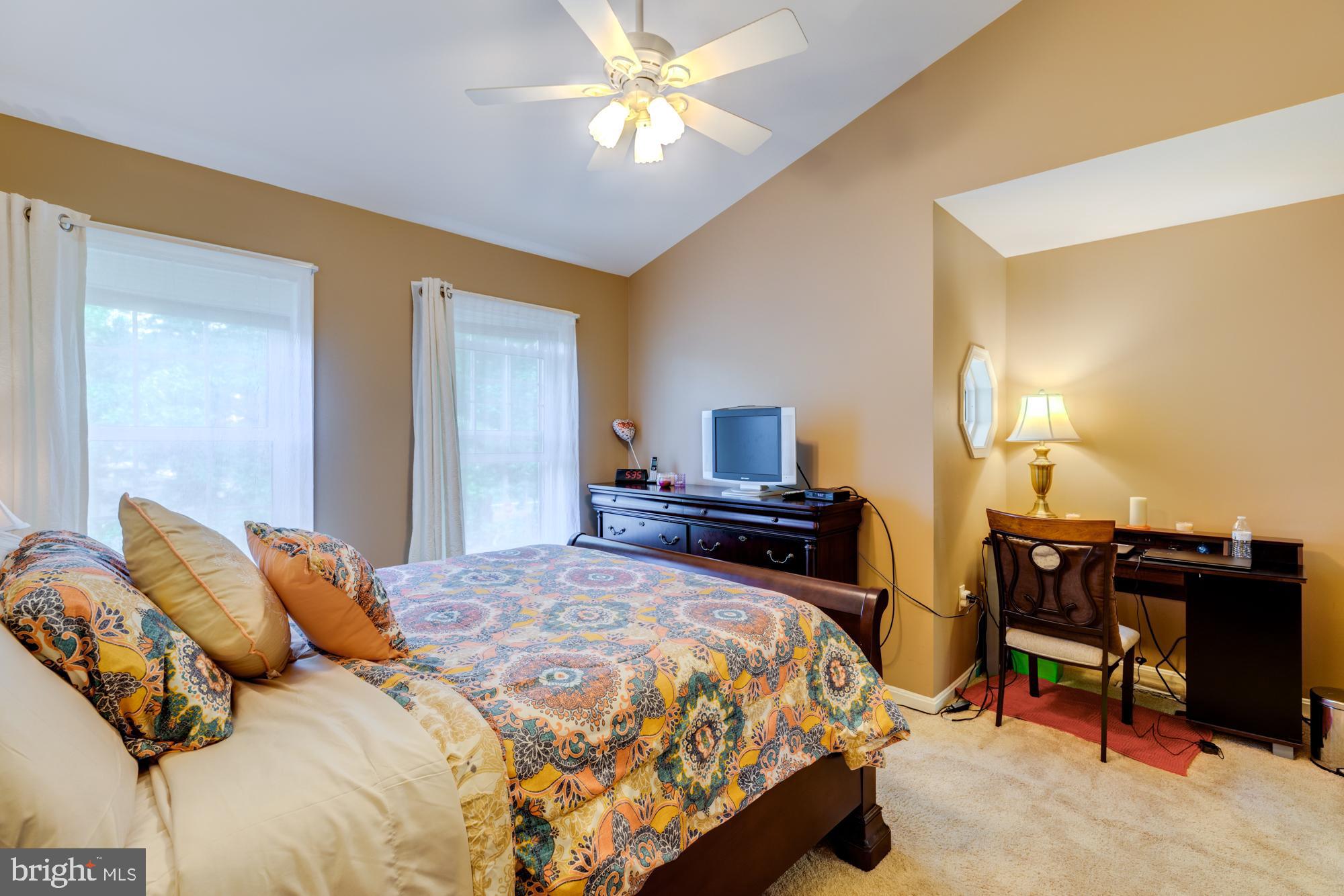 8560 Bauer Drive Springfield, VA 22152 - Photo 17 of 30