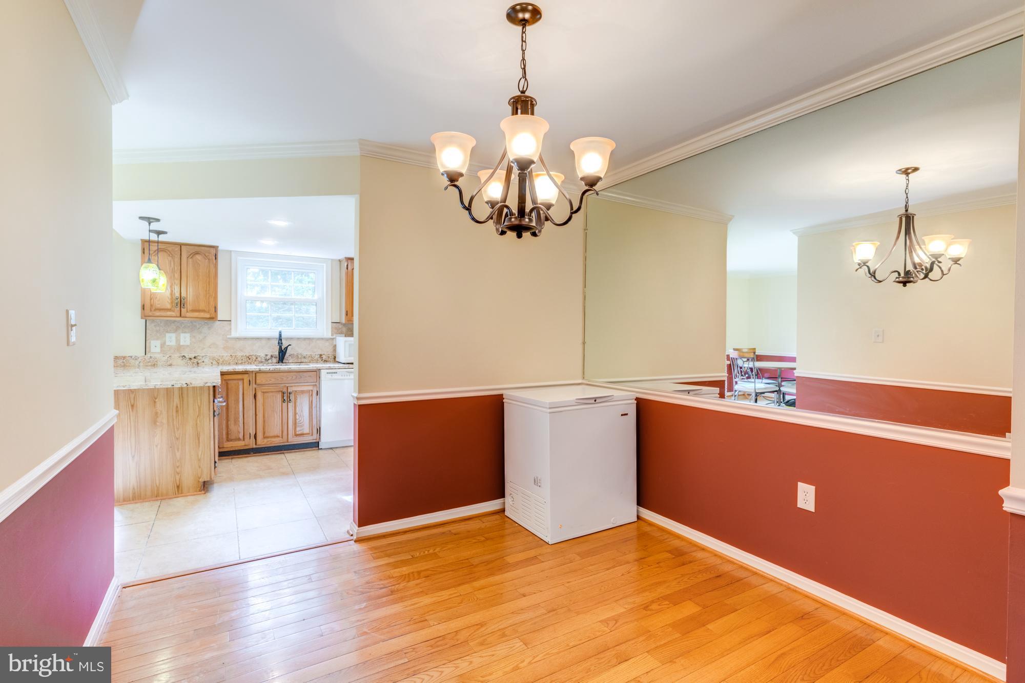 8560 Bauer Drive Springfield, VA 22152 - Photo 7 of 30