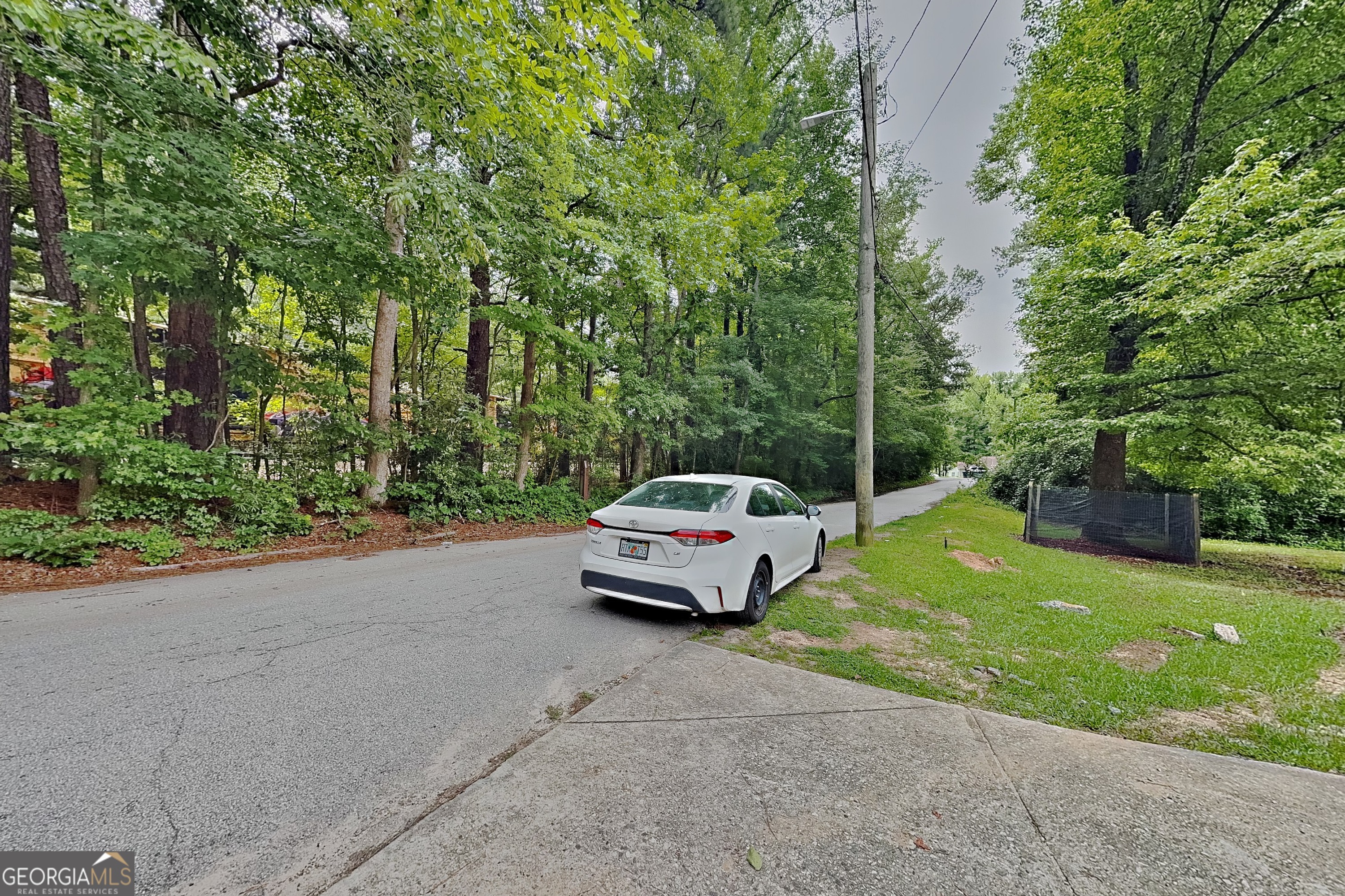 2323 Daniel Road Southwest Atlanta, GA 30331 - Photo 11 of 12