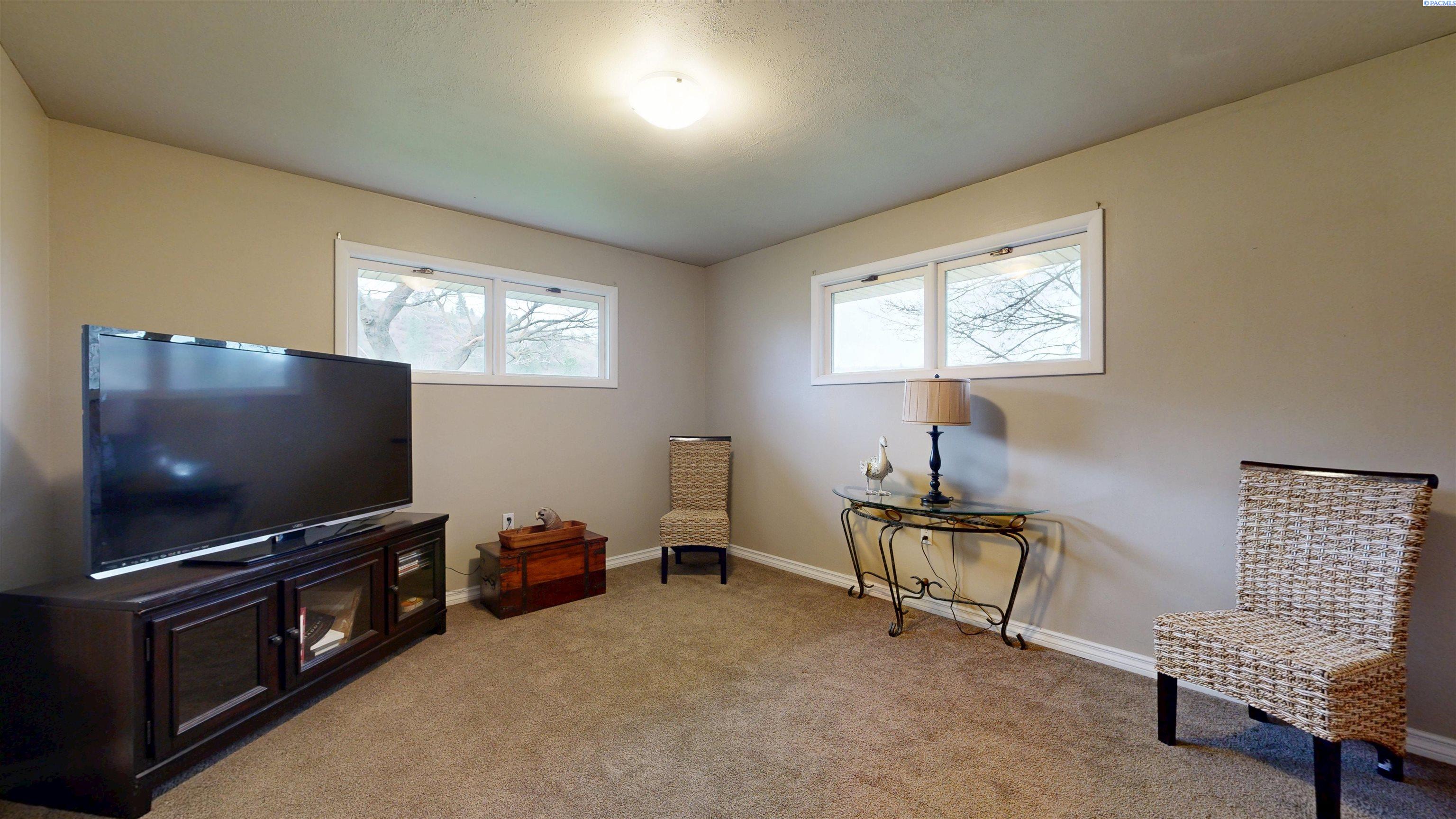 2002 North Palouse Road Colfax, WA 99111 - Photo 12 of 34 Gallery Image 12