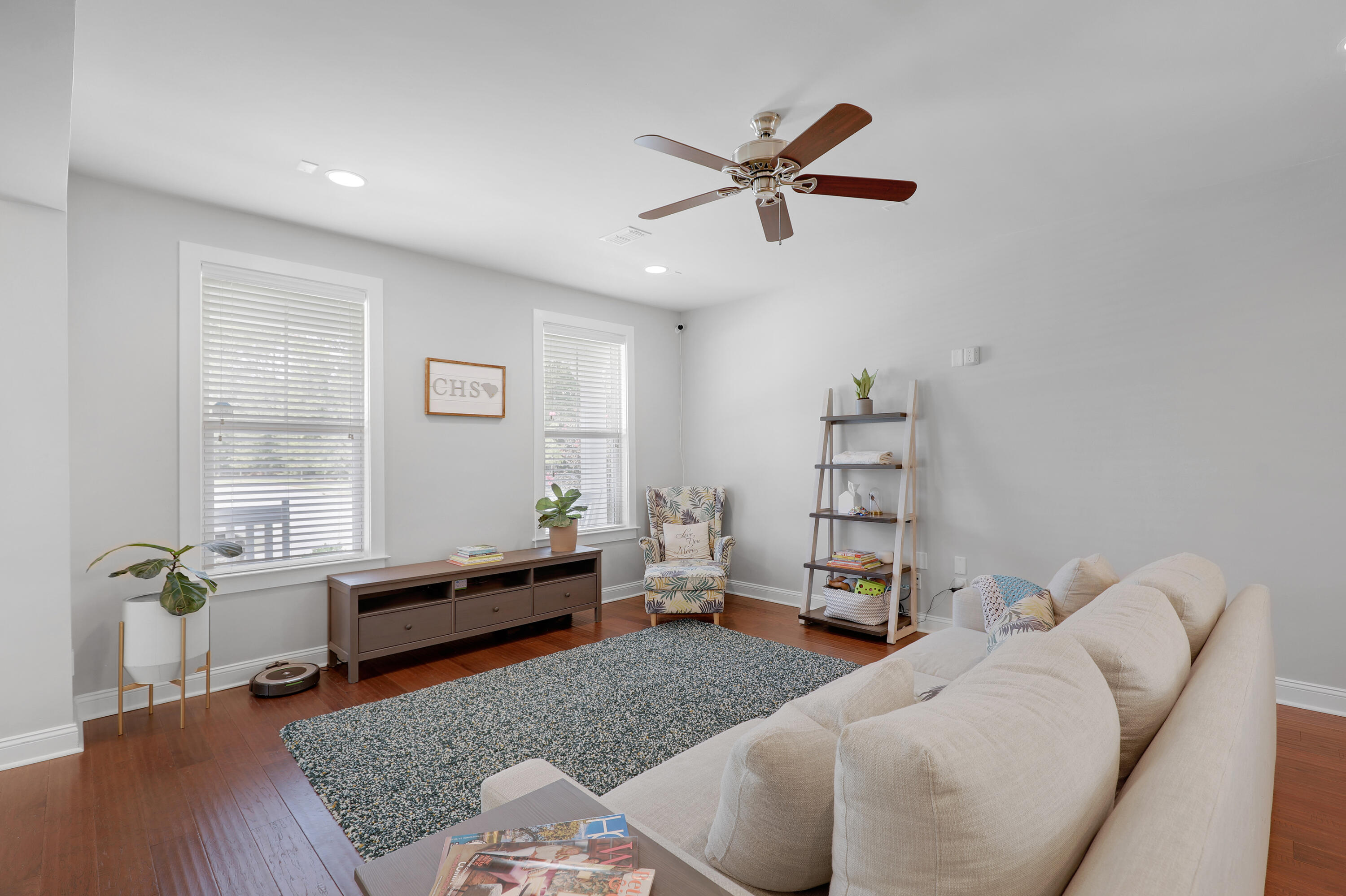 1508 Roustabout Way Charleston, SC 29414 - Photo 23 of 43 1508 Roustabout Family Room Filled with