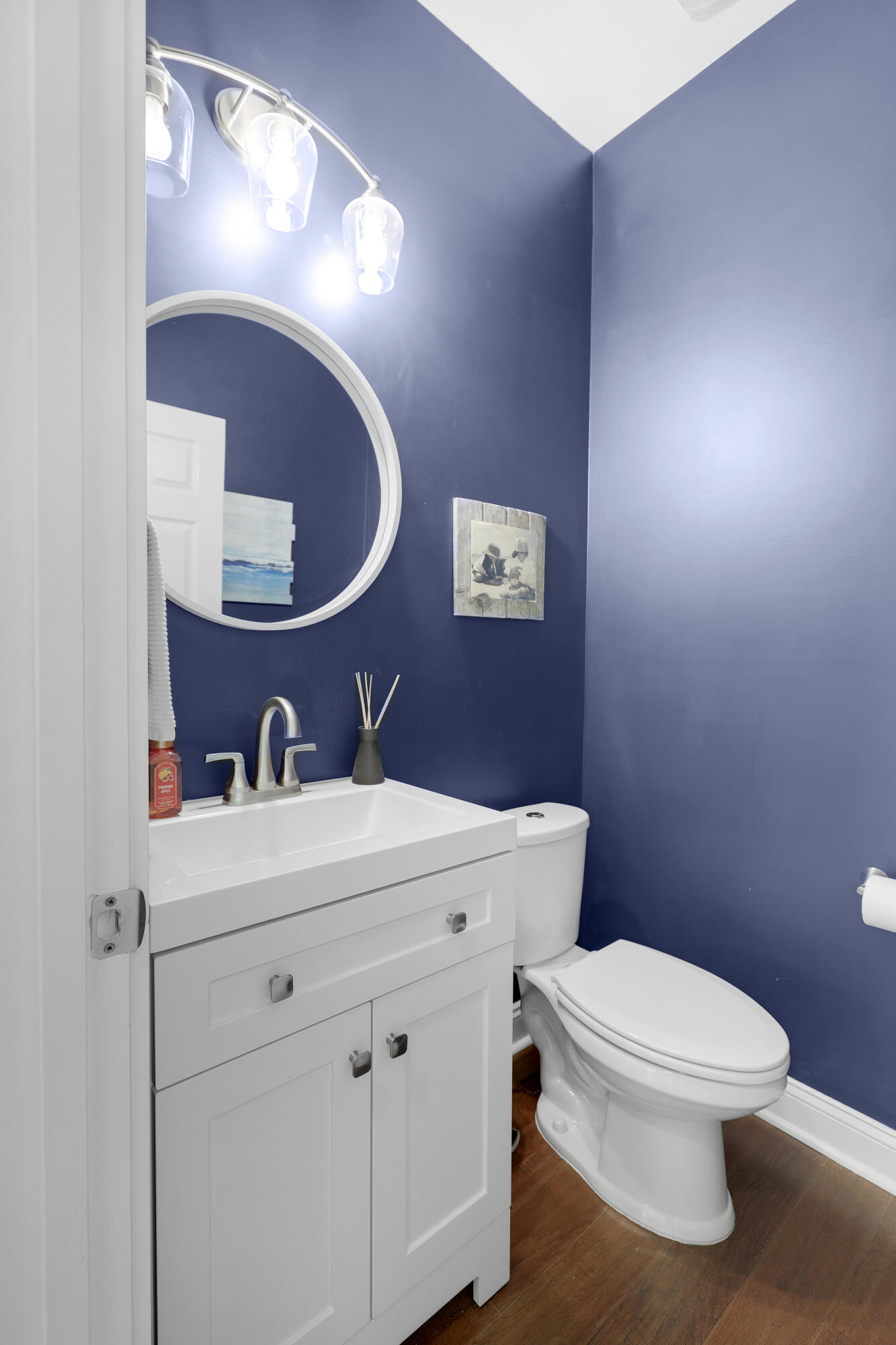 1508 Roustabout Way Charleston, SC 29414 - Photo 29 of 43 1508 Roustabout Downstairs Half Bath Bet