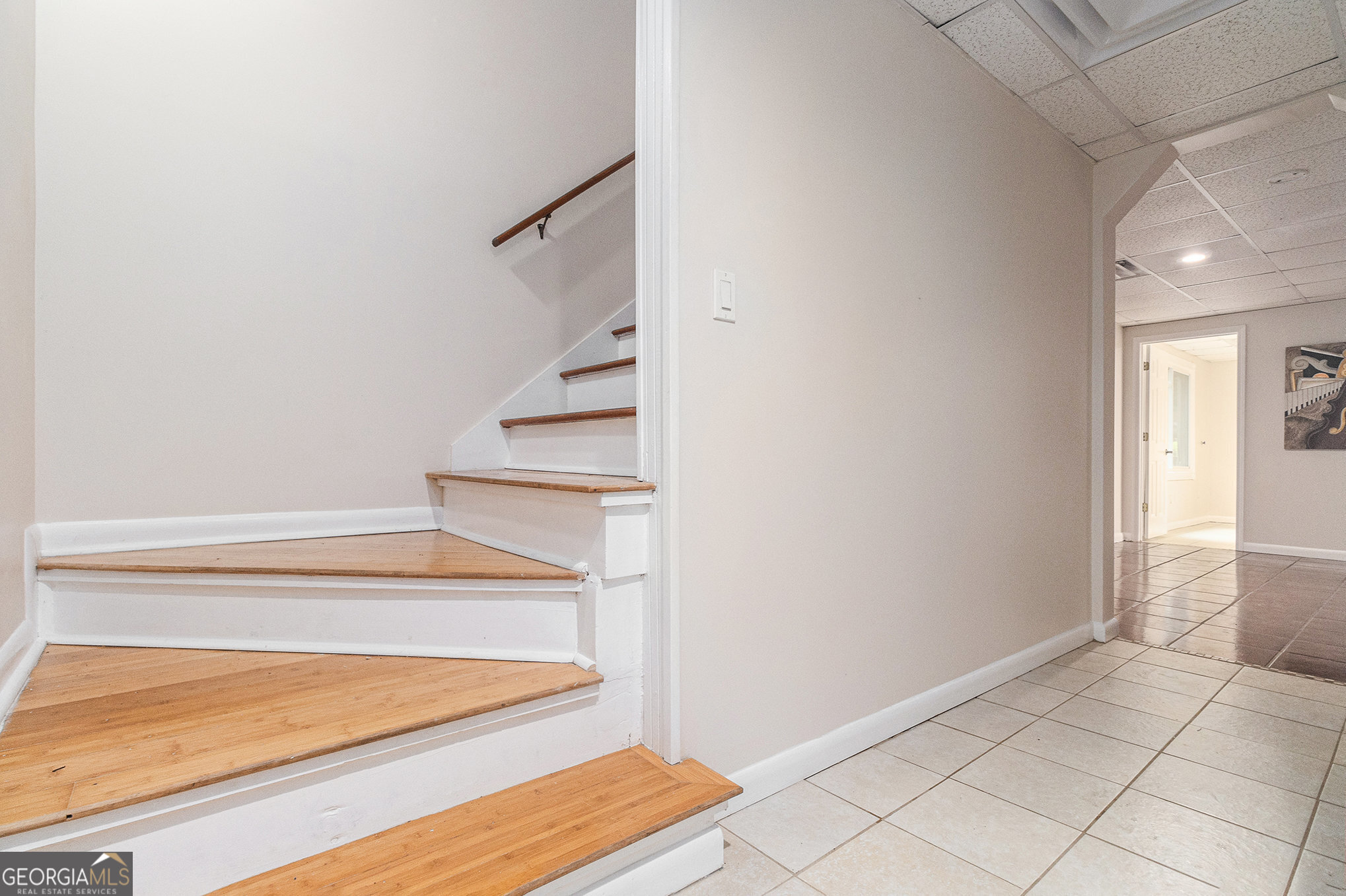 1402 McLendon Drive Decatur, GA 30033 - Photo 11 of 26 steps to terrace-level apartment