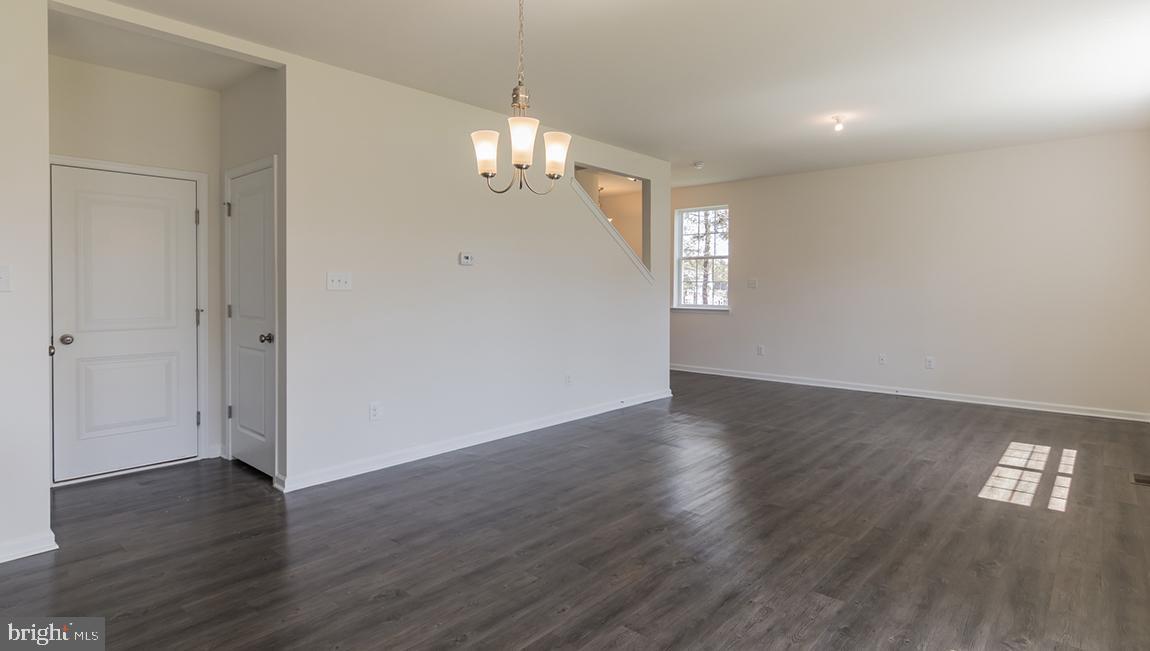 5 Half-Hitch Road Barnegat, NJ 08005 - Photo 2 of 22
