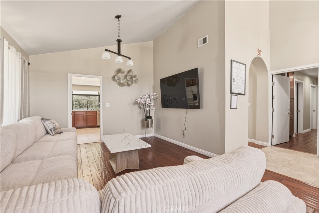 11841 Laughton Way Porter Ranch, CA 91326 - Photo 14 of 44