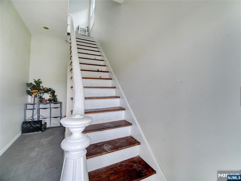 271 Washington Street Orange, NJ 07050 - Photo 16 of 30