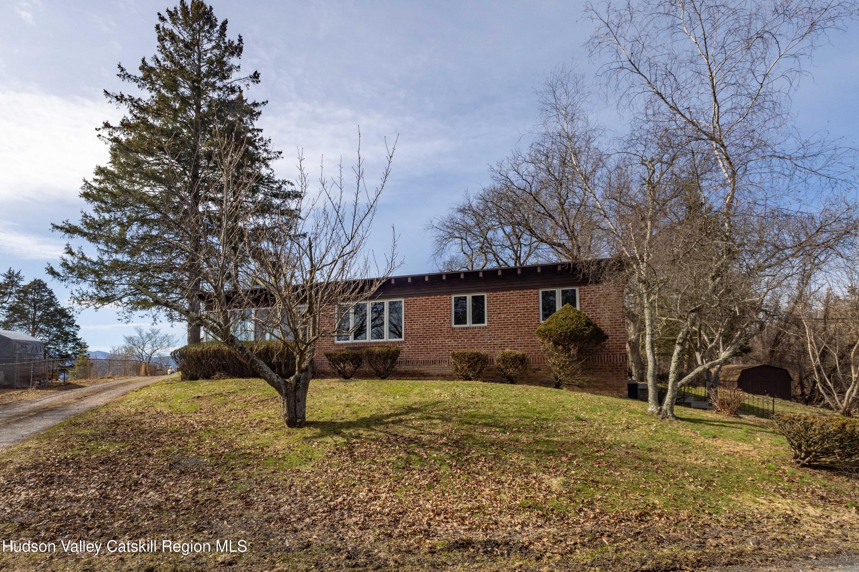 129 West Camp Church Road Saugerties, NY 12490 - Photo 1 of 27 5N9A5540
