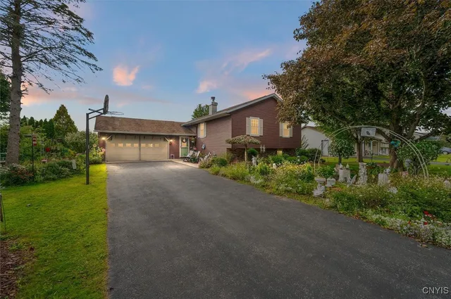 $379,900 | 7989 Northwood Drive, Rome, NY 13440