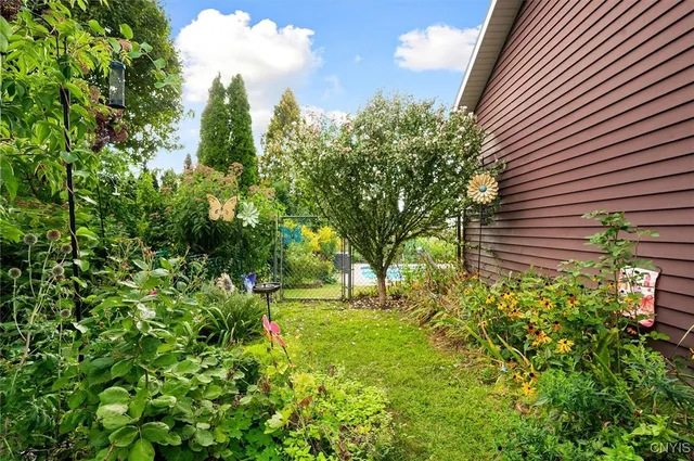 $379,900 | 7989 Northwood Drive, Rome, NY 13440