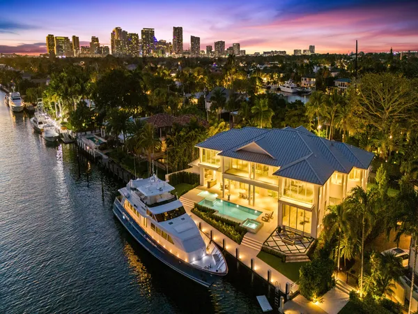 $20,995,000 | 1822 Southeast 9th Street, Fort Lauderdale, FL 33316