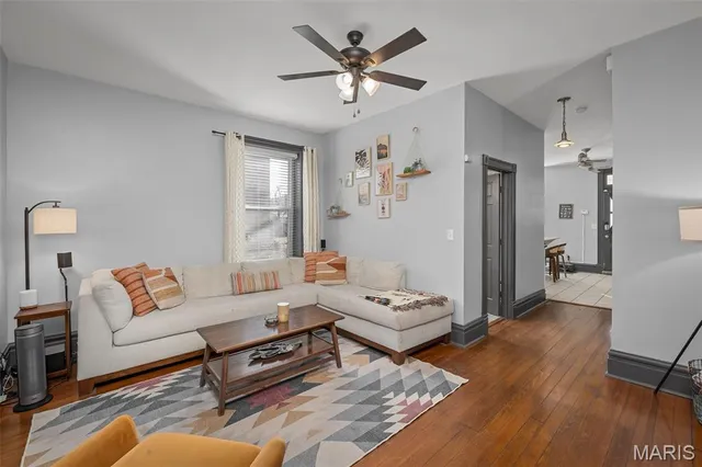 $330,000 | 2206 Victor Street, St. Louis, MO 63104