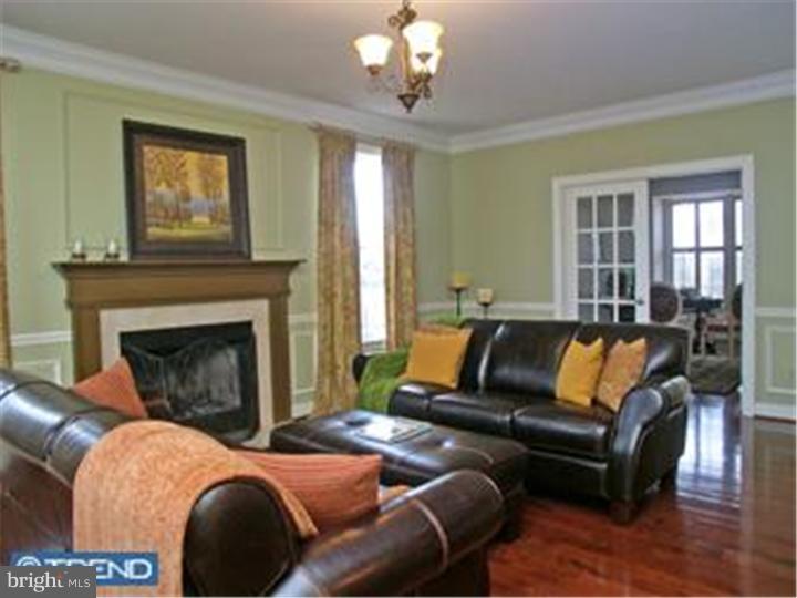 76 Balsam Road Lumberton, NJ 08048 - Photo 4 of 25 Living Room