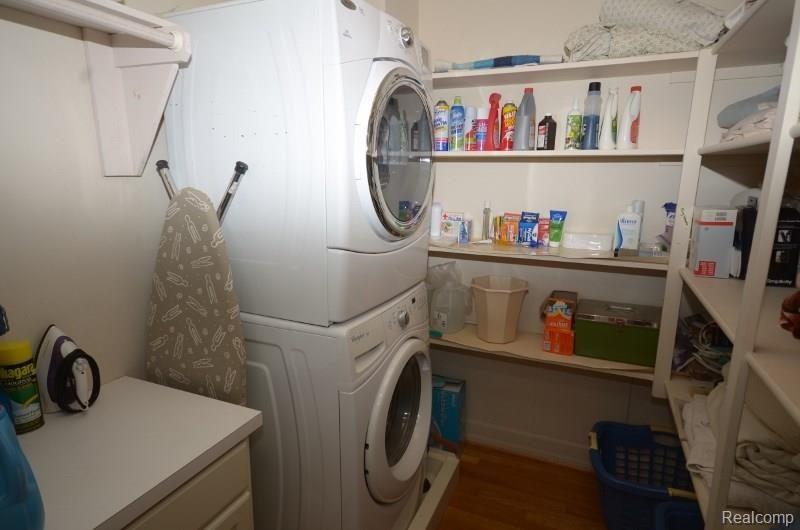 375 Washington Road Grosse Pointe, MI 48230 - Photo 25 of 50 2nd Floor Laundry