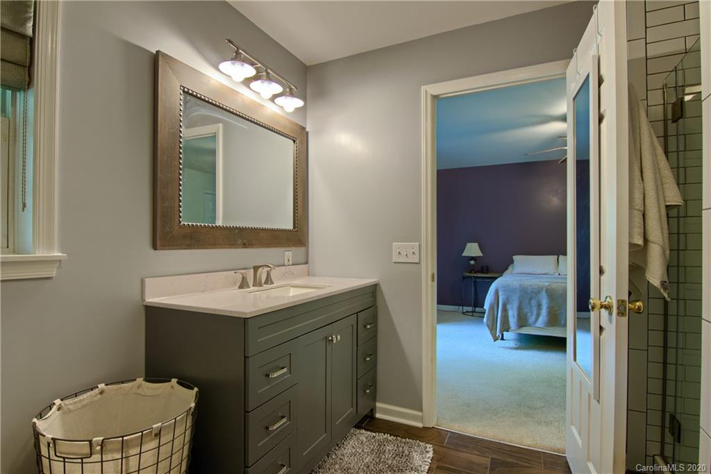 2 Country Road Hendersonville, NC 28791 - Photo 20 of 29 Gallery Image 20