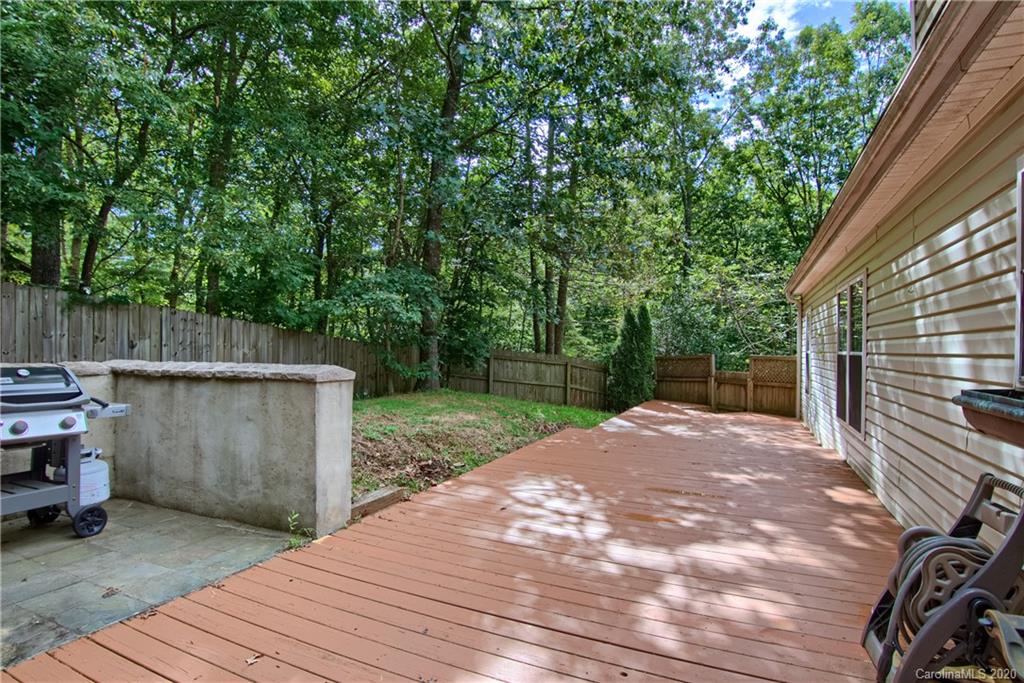 2 Country Road Hendersonville, NC 28791 - Photo 24 of 29 Gallery Image 24
