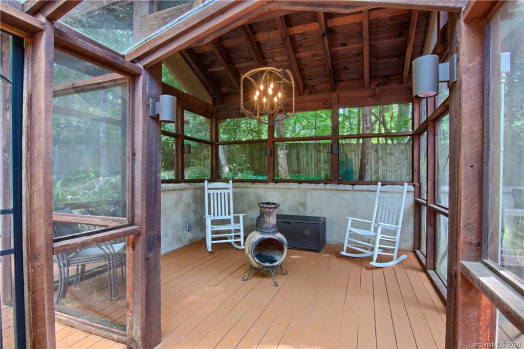 2 Country Road Hendersonville, NC 28791 - Photo 25 of 29 Gallery Image 25