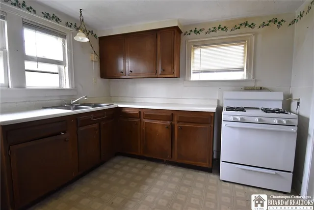 $139,900 | 164 East Terrace Avenue, Busti, NY 14750