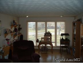 6261 Pams Court Springfield, IL 62707 - Photo 5 of 8 Gallery Image 5