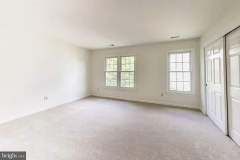 $560,000 | 14738 Grobie Pond Lane, Centreville, VA 20120