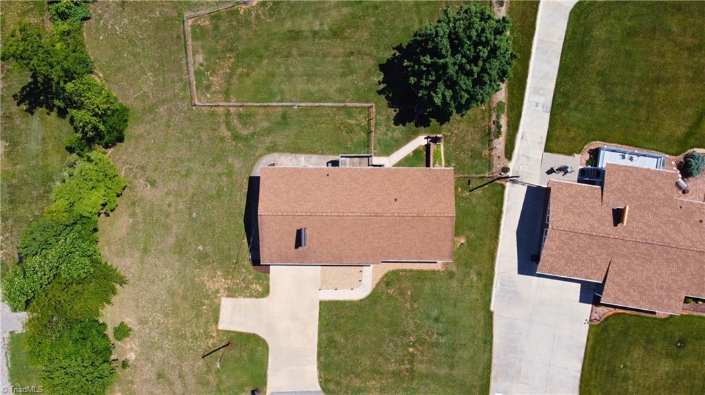 1458 Cartpath Road North Wilkesboro, NC 28659 - Photo 27 of 28