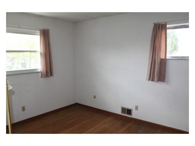 5207 Bagley Road Columbus, OH 43232 - Photo 17 of 24 Gallery Image 17