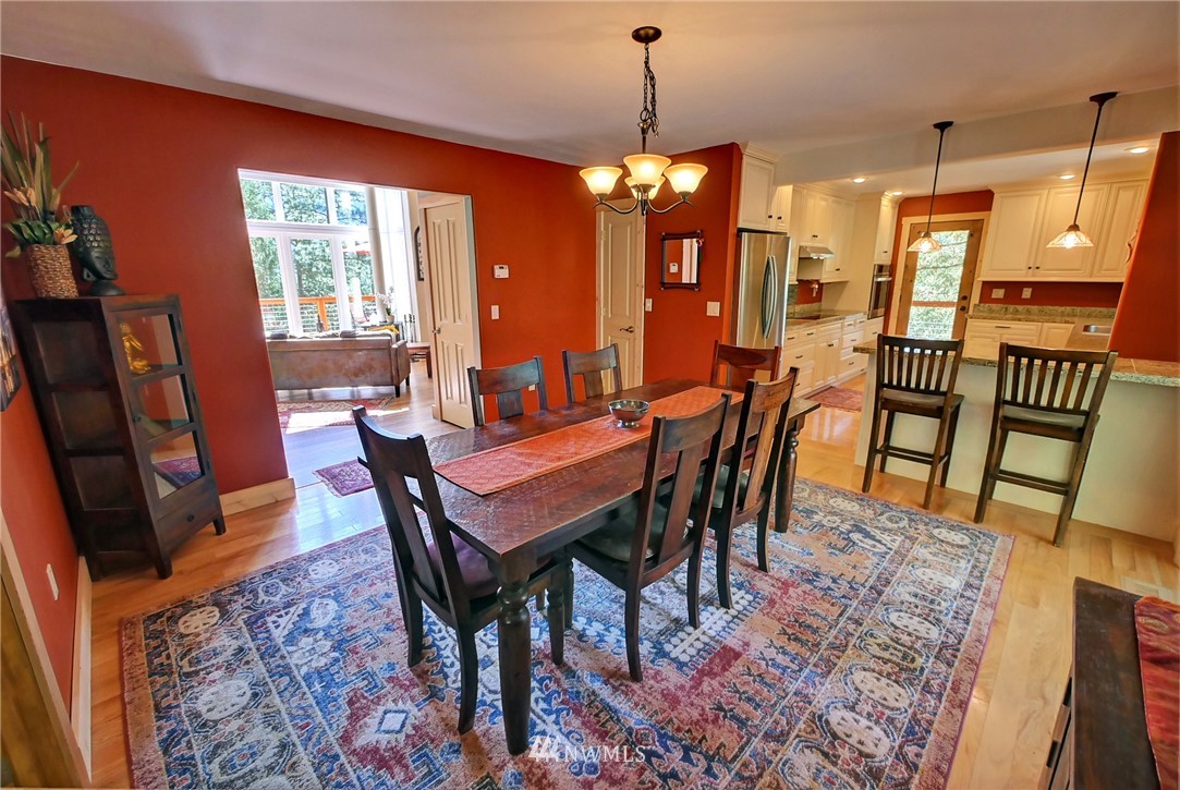 41 Trillium Road Winthrop, WA 98862 - Photo 15 of 39 a view of a dining room with furniture