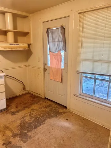 an empty room with closet