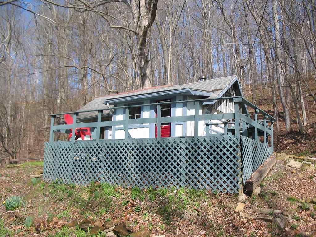 3491 East Lanam Road Bloomington, IN 47408 - Photo 2 of 18 Gallery Image 2