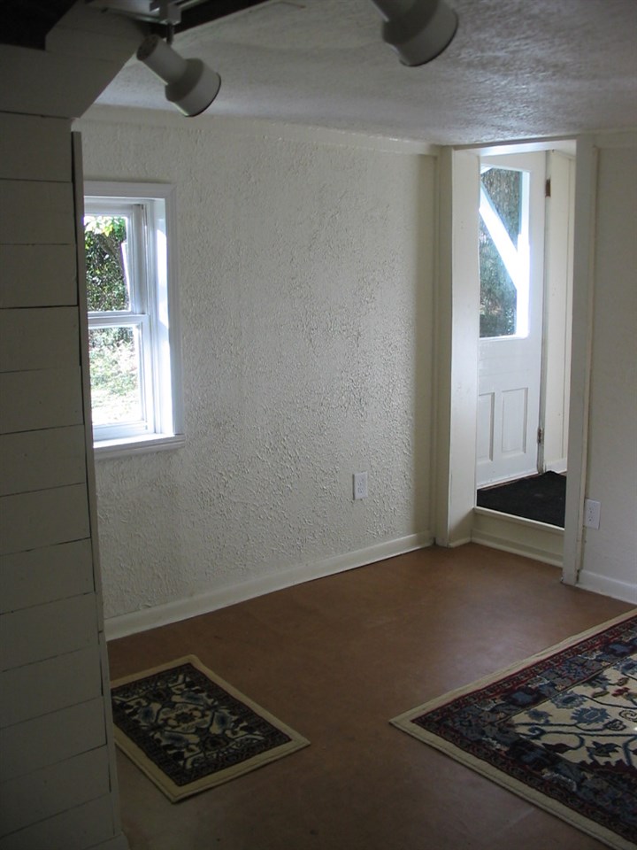 3491 East Lanam Road Bloomington, IN 47408 - Photo 6 of 18 Gallery Image 6