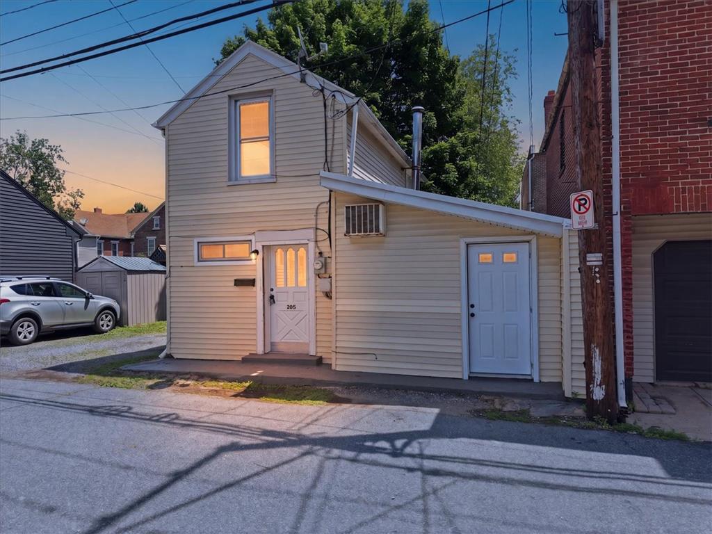 508 Riegel Street Bethlehem, PA 18018 - Photo 1 of 21 a front view of a house with a yard