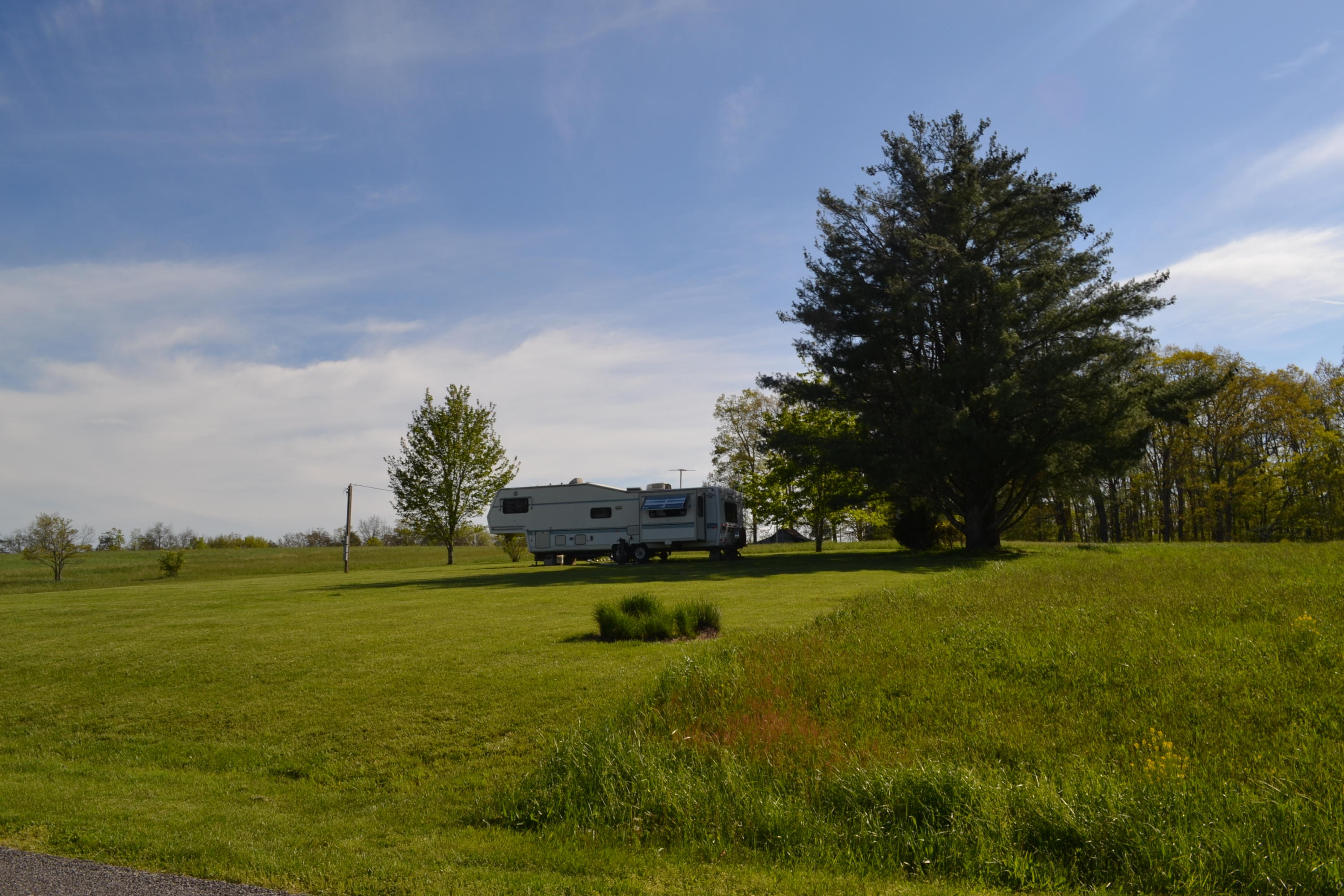 2752 Clint Lowe Road Crossville, TN 38572 - Photo 11 of 24 12 RV conveys