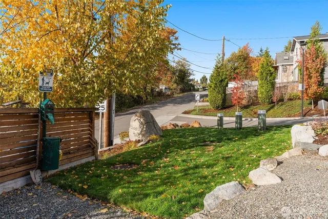 $649,000 | 6013 South 127th Lane, Seattle, WA 98178