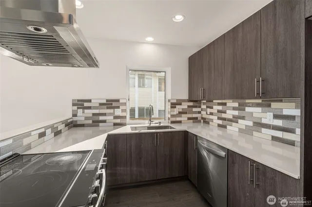 $649,000 | 6013 South 127th Lane, Seattle, WA 98178