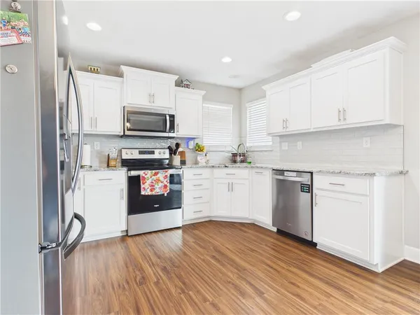 $390,000 | 89 Southeast 451st Road, Warrensburg, MO 64093