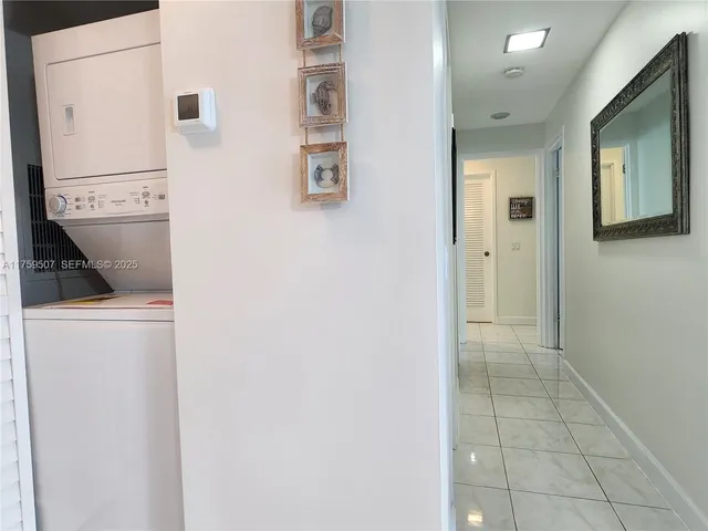 a view of utility room