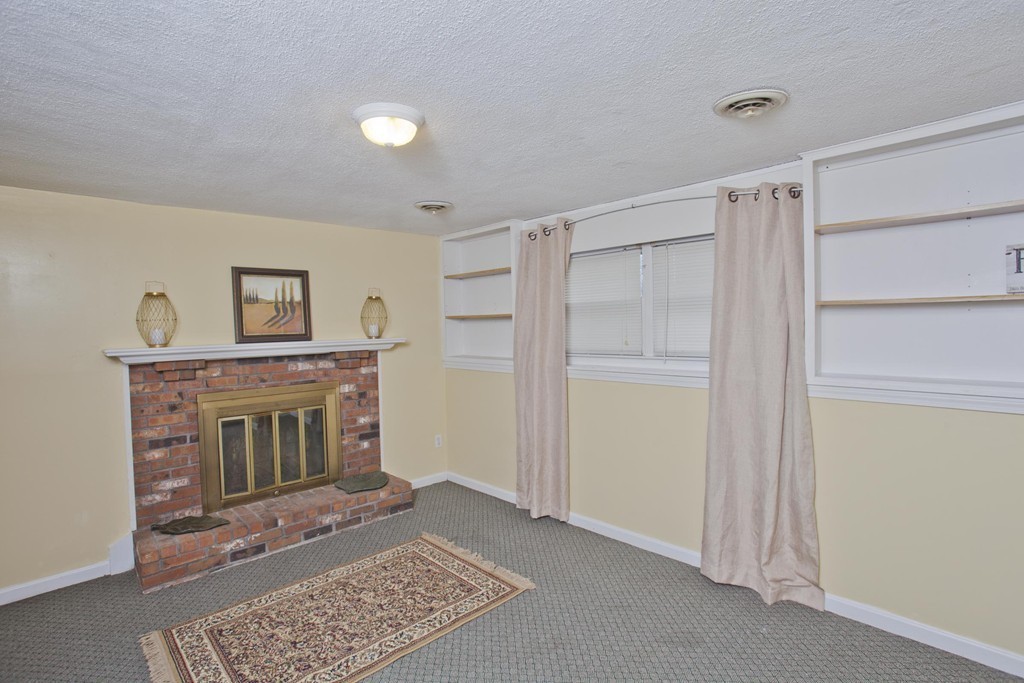 389 Gooseberry Road West Springfield, MA 01089 - Photo 26 of 30 Gallery Image 26