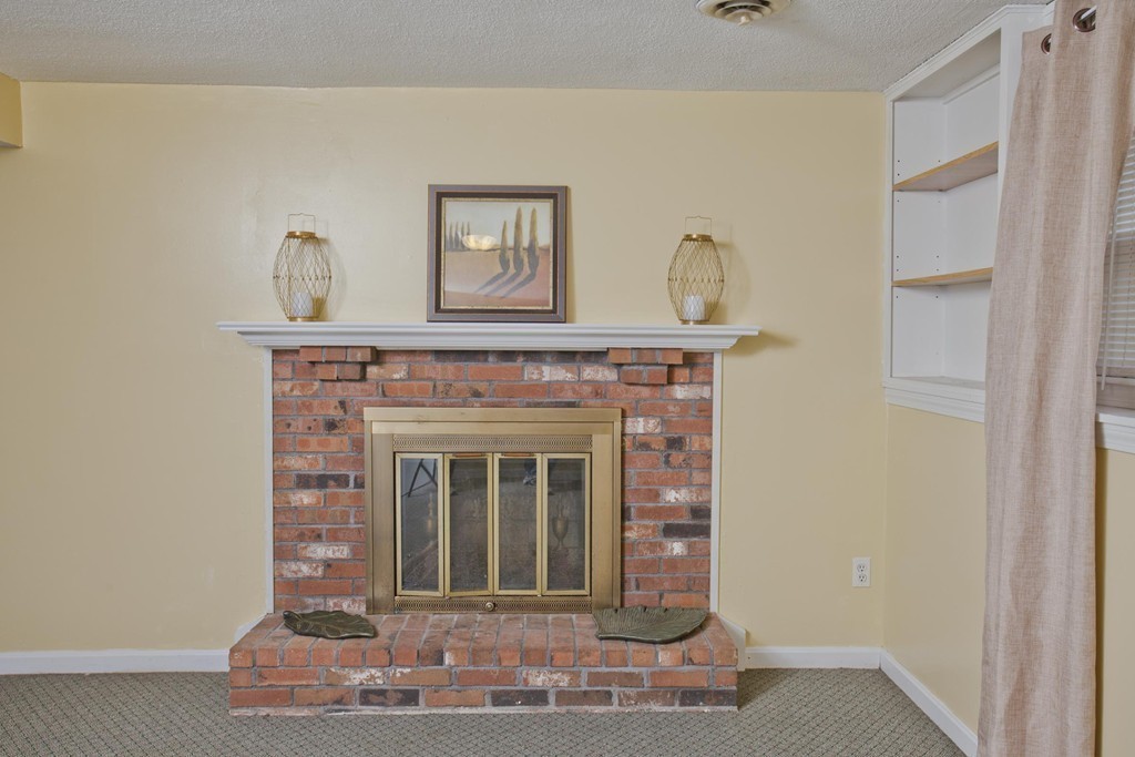 389 Gooseberry Road West Springfield, MA 01089 - Photo 27 of 30 Gallery Image 27