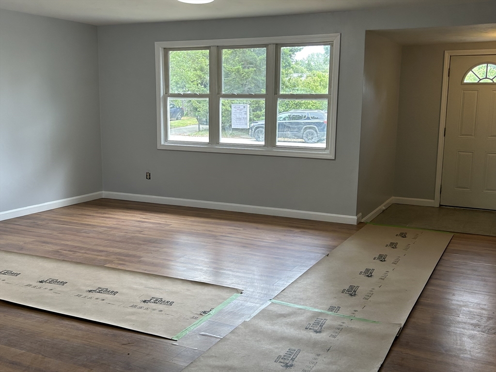 44 Boyle Road Brockton, MA 02302 - Photo 12 of 35