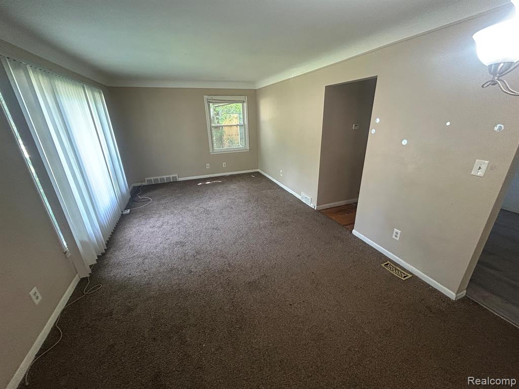 16601 Wormer Detroit, MI 48219 - Photo 2 of 11