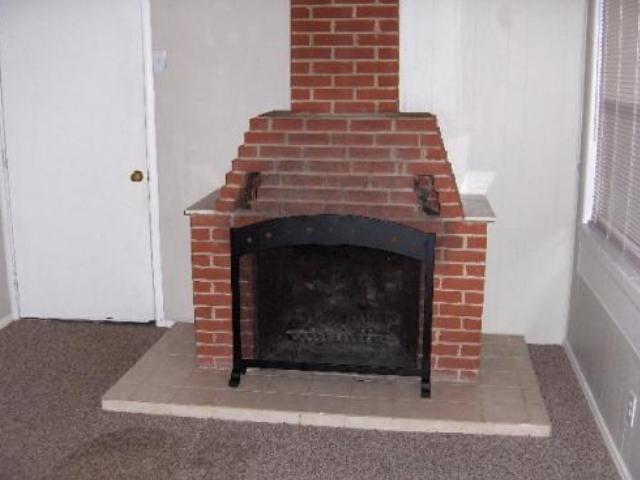1303 Amherst Road Springfield, OH 45504 - Photo 3 of 11