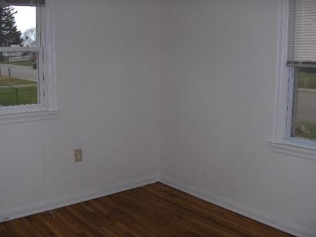 1303 Amherst Road Springfield, OH 45504 - Photo 6 of 11